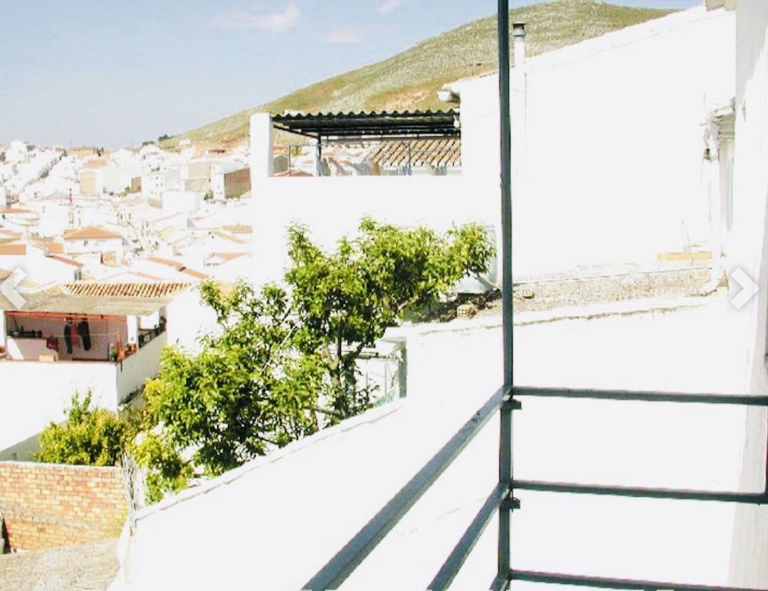 5 sovrum Hus till salu i Teba - 69 950 € (Ref: 9356462)