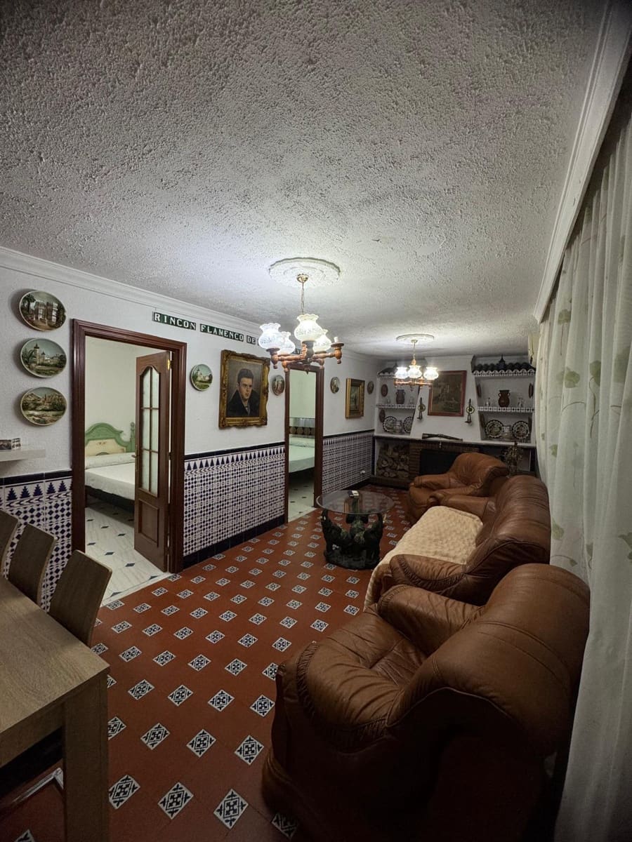 4 bedroom Commercial for sale in Malaga city - € 725,000 (Ref: 9378132)