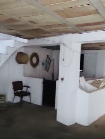 Huis te koop in Villanueva de Tapia - € 28.000 (Ref: 9384802)