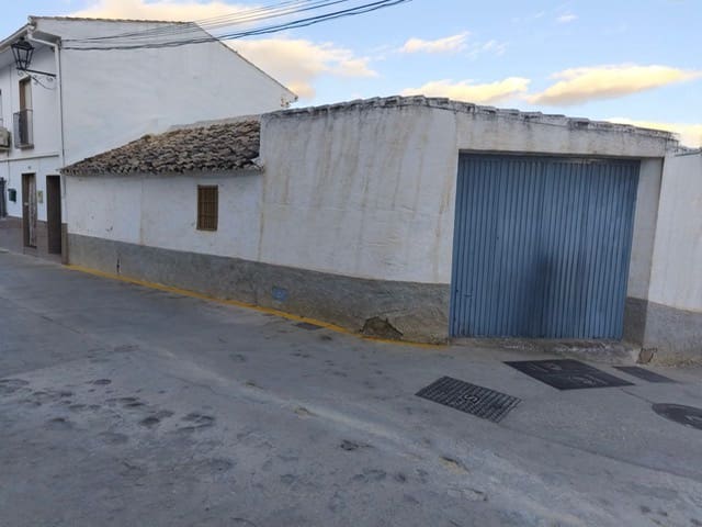 Huis te koop in Villanueva de Tapia - € 25.000 (Ref: 9384806)