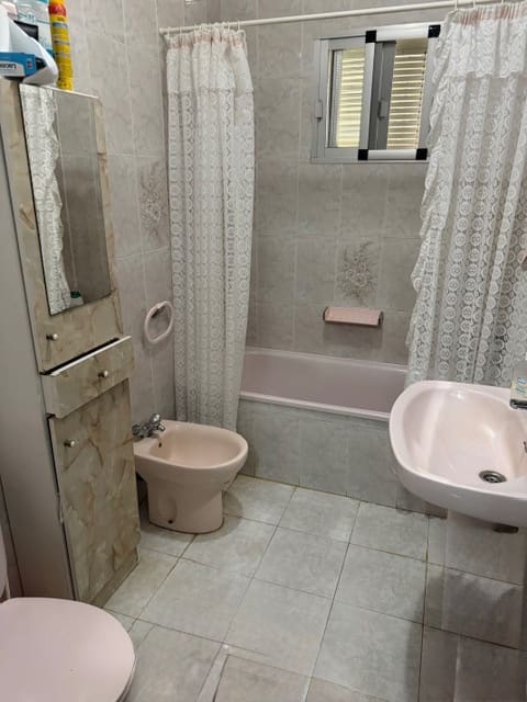 4 soveværelse Finca/Landehus til salg i Cutar - € 265.000 (Ref: 9388164)