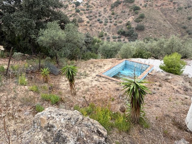 3 sypialnia Finka/Dom wiejski na sprzedaż w Colmenar z basenem - 165 000 € (Ref: 9388165)