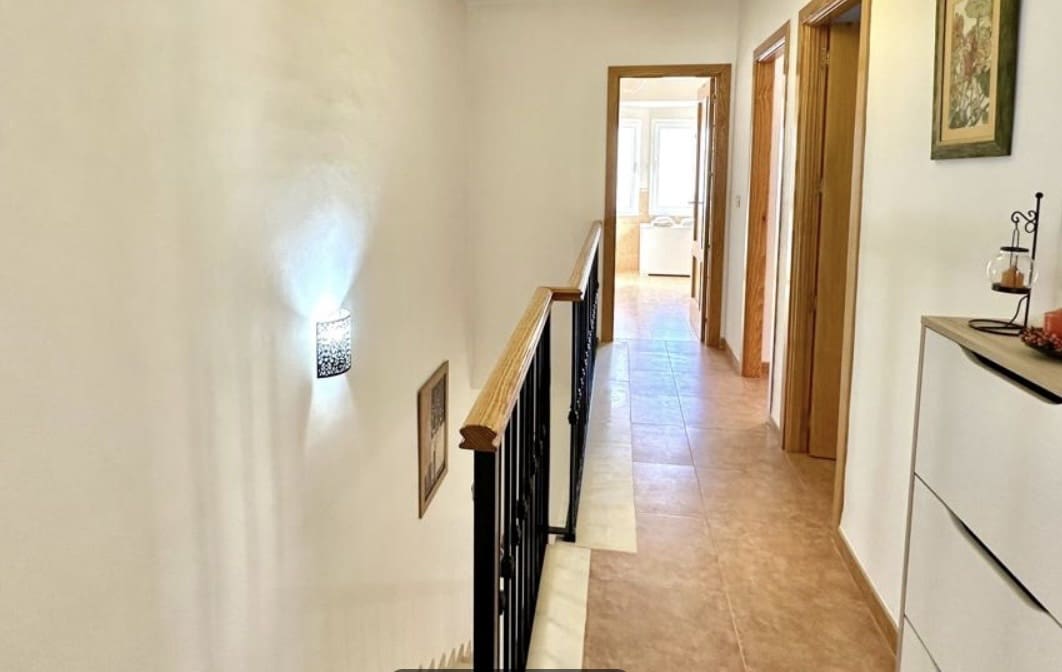 3 camera da letto Villa in vendita in Humilladero con piscina garage - 199.000 € (Rif: 9396796)