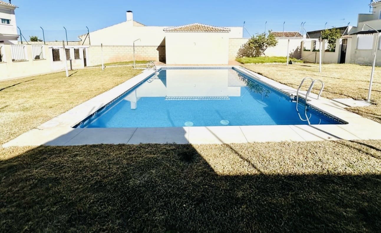 3 camera da letto Villa in vendita in Humilladero con piscina garage - 199.000 € (Rif: 9396796)