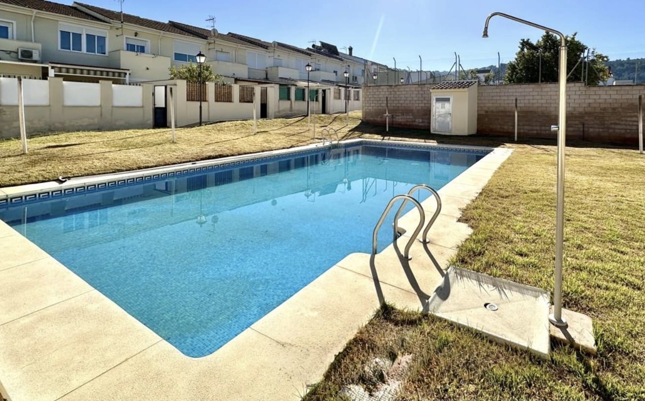 3 camera da letto Villa in vendita in Humilladero con piscina garage - 199.000 € (Rif: 9396796)