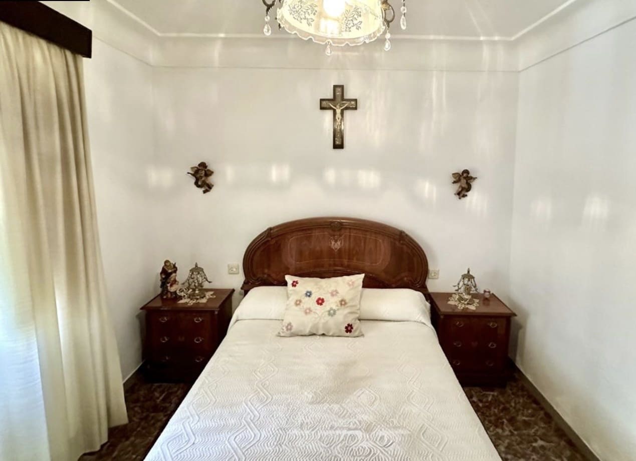 3 soveværelse Byhus til salg i Humilladero med garage - € 197.600 (Ref: 9396800)