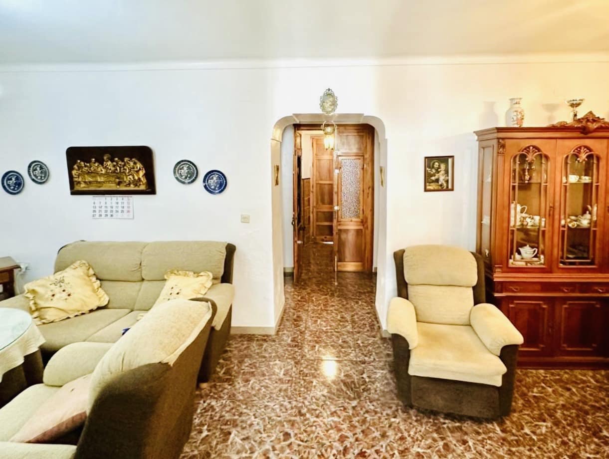 3 soveværelse Byhus til salg i Humilladero med garage - € 197.600 (Ref: 9396800)