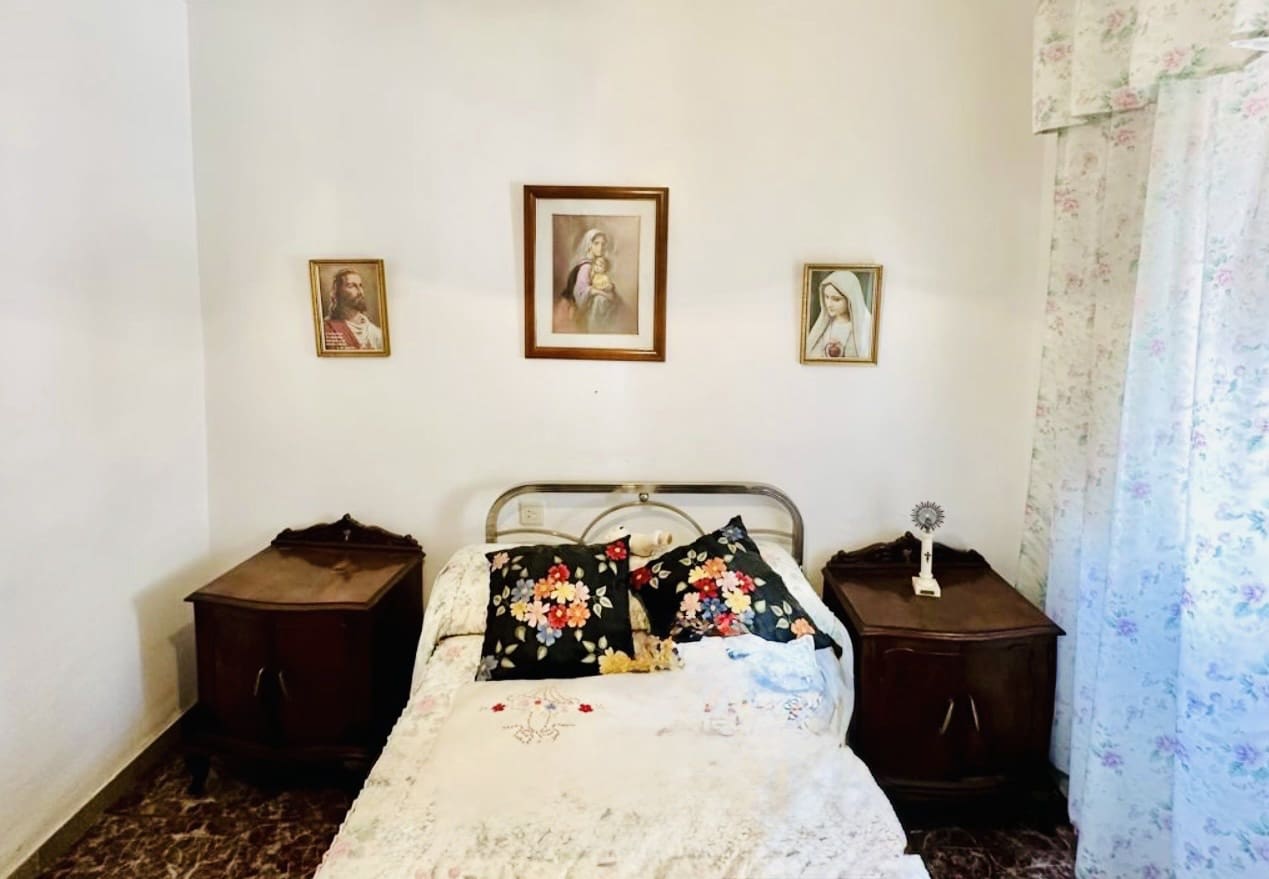 3 soveværelse Byhus til salg i Humilladero med garage - € 197.600 (Ref: 9396800)