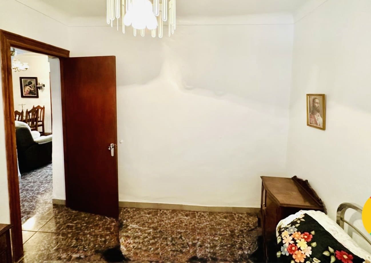 3 soveværelse Byhus til salg i Humilladero med garage - € 197.600 (Ref: 9396800)