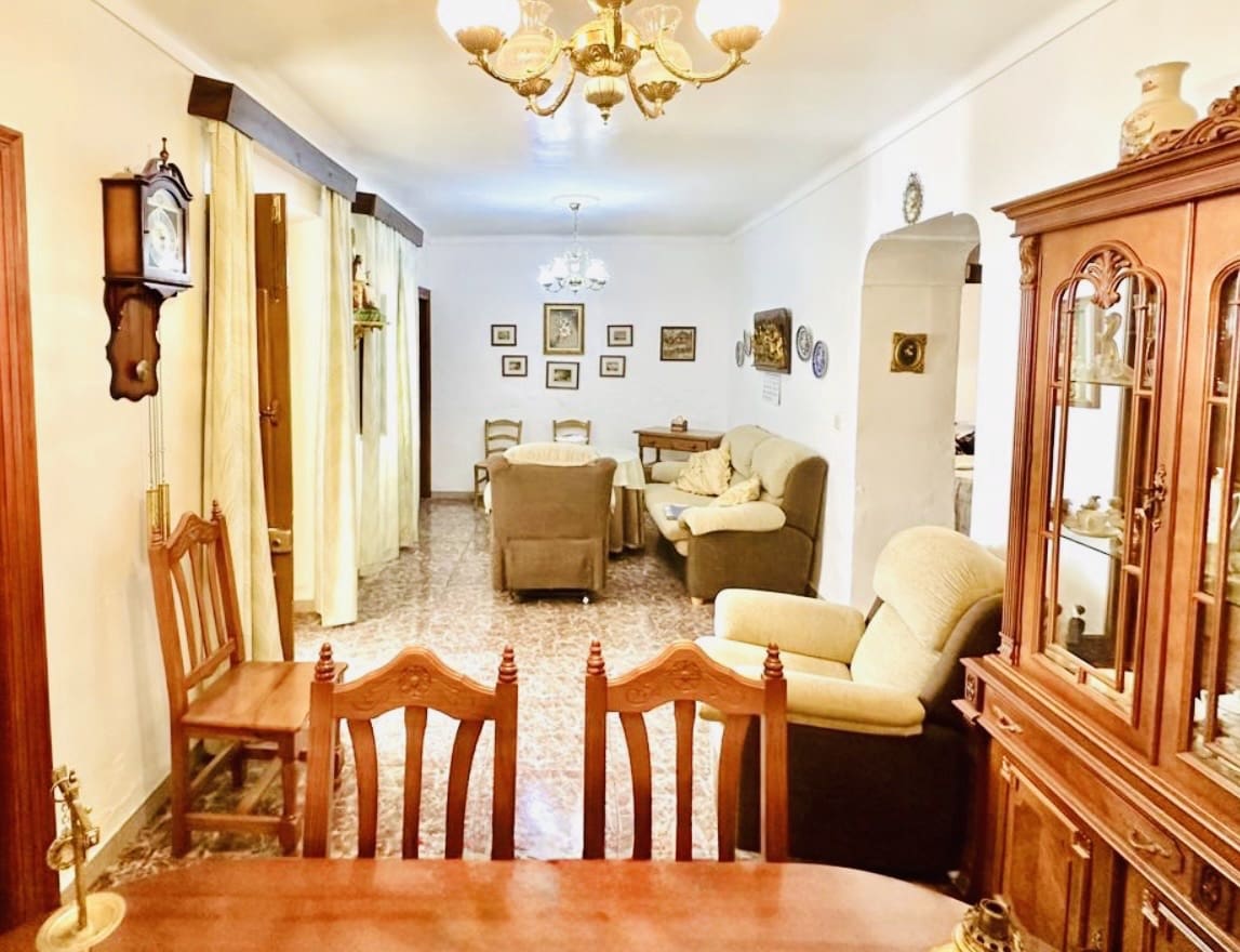 3 soveværelse Byhus til salg i Humilladero med garage - € 197.600 (Ref: 9396800)