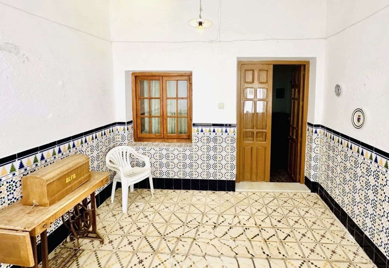 3 soveværelse Byhus til salg i Humilladero med garage - € 197.600 (Ref: 9396800)