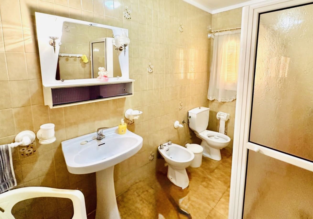 3 soveværelse Byhus til salg i Humilladero med garage - € 197.600 (Ref: 9396800)