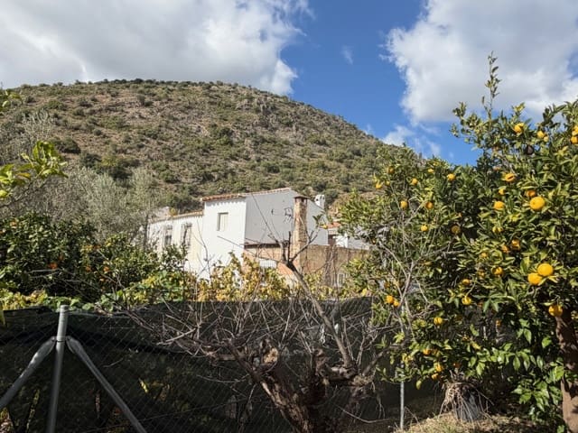 3 soveværelse Finca/Landehus til salg i Periana - € 109.000 (Ref: 9409836)