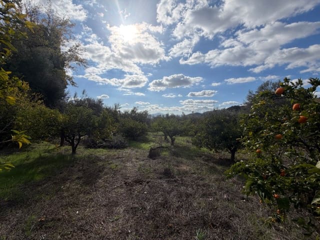 3 soveværelse Finca/Landehus til salg i Periana - € 109.000 (Ref: 9409836)