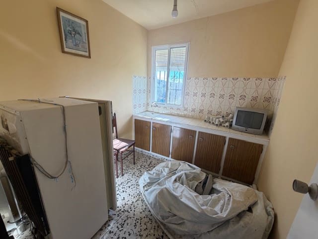 3 bedroom Finca/Country House for sale in Periana - € 109,000 (Ref: 9409836)