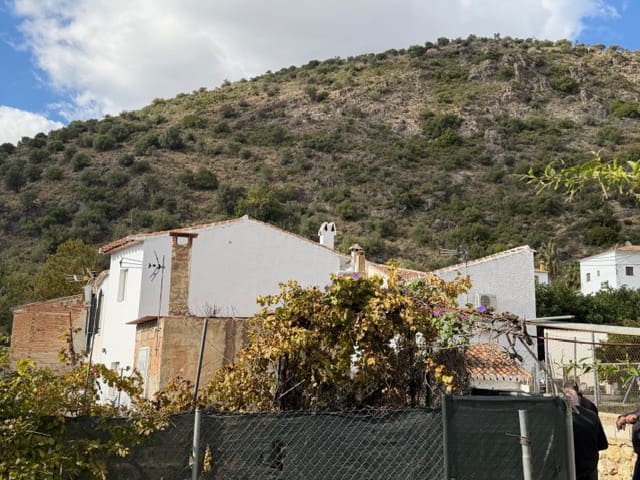 3 soveværelse Finca/Landehus til salg i Periana - € 109.000 (Ref: 9409836)