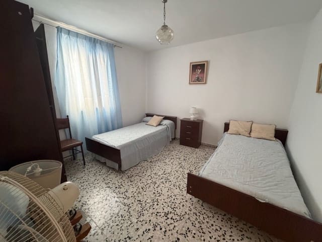 3 bedroom Finca/Country House for sale in Periana - € 109,000 (Ref: 9409836)