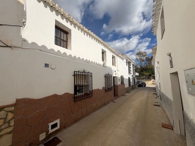 2 soverom Finca/Herregård til salgs i Periana - € 146 000 (Ref: 9410296)