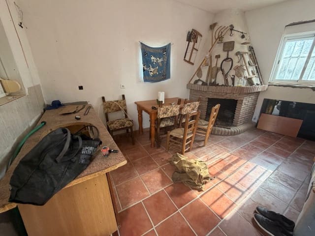 2 soverom Finca/Herregård til salgs i Periana - € 146 000 (Ref: 9410296)