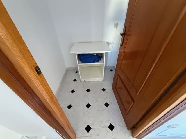 3 slaapkamer Appartement te huur in Mollina - € 600 (Ref: 9418791)