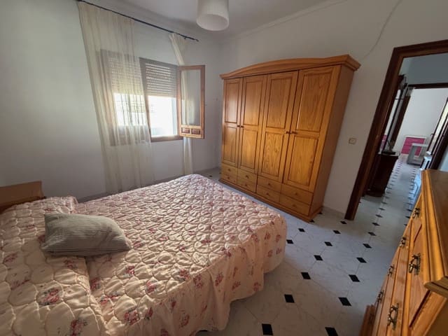 3 slaapkamer Appartement te huur in Mollina - € 600 (Ref: 9418791)