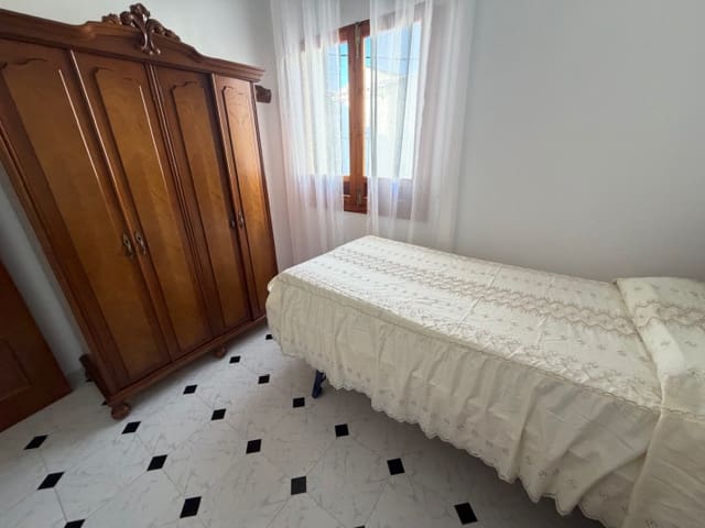 3 slaapkamer Appartement te huur in Mollina - € 600 (Ref: 9418791)