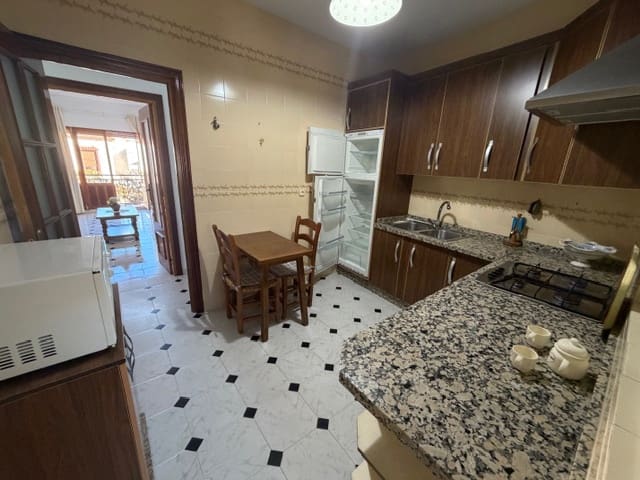 3 slaapkamer Appartement te huur in Mollina - € 600 (Ref: 9418791)