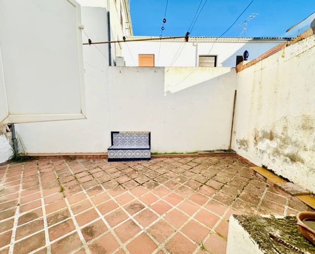 4 bedroom Townhouse for sale in Fuente de Piedra - € 170,000 (Ref: 9428941)