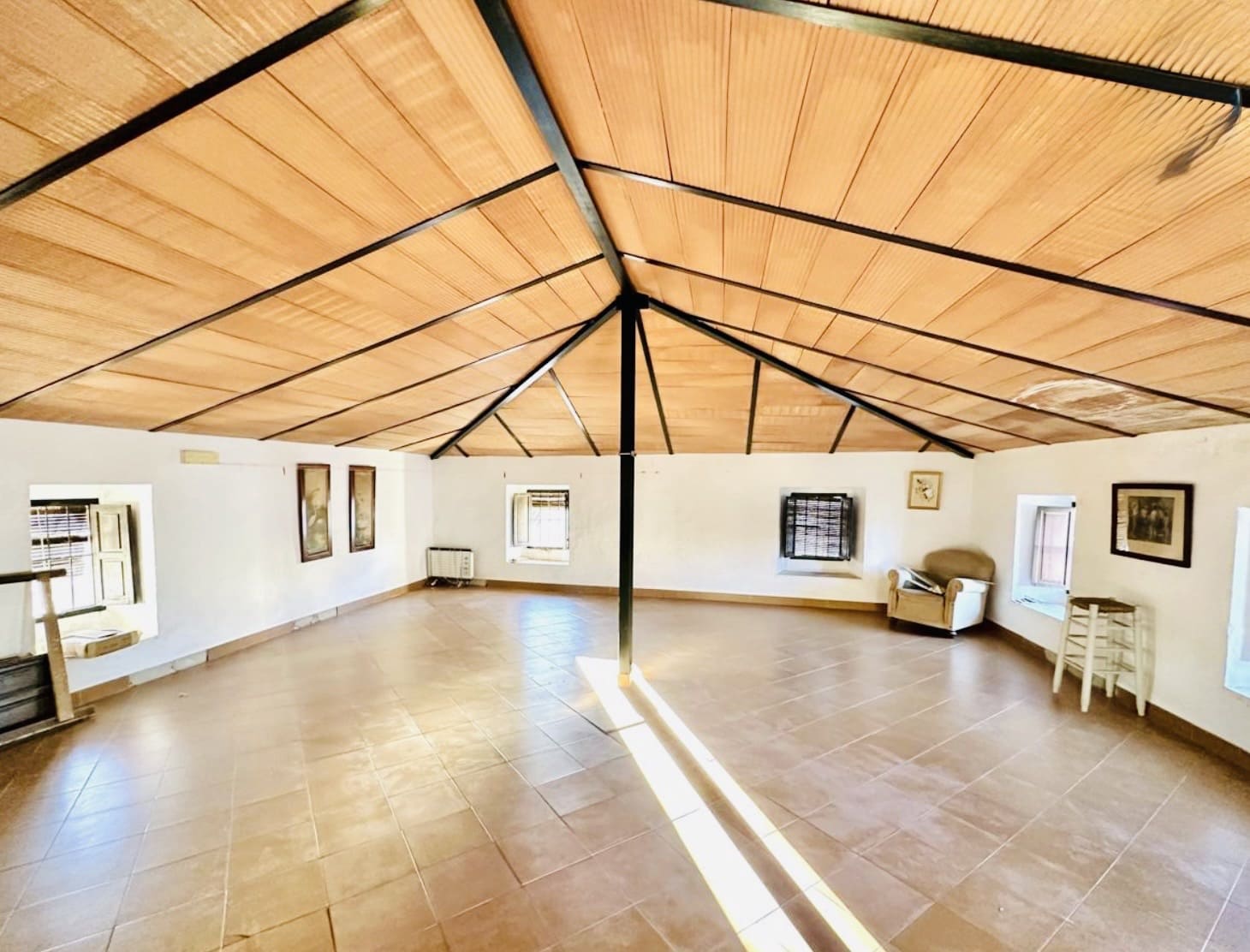 4 bedroom Townhouse for sale in Fuente de Piedra - € 170,000 (Ref: 9428941)