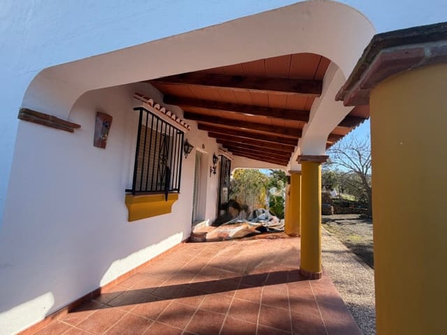Chalet de 2 habitaciones en Villanueva del Rosario en venta con garaje - 365.000 € (Ref: 9442809)