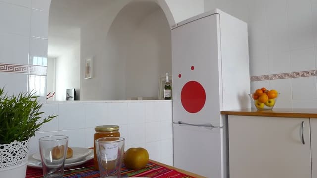 2 bedroom Apartment for sale in Fuente de Piedra with garage - € 106,000 (Ref: 9462730)