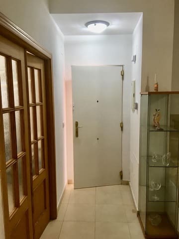 3 Zimmer Villa zu verkaufen in Fuente de Piedra mit Pool Garage - 148.000 € (Ref: 9465877)