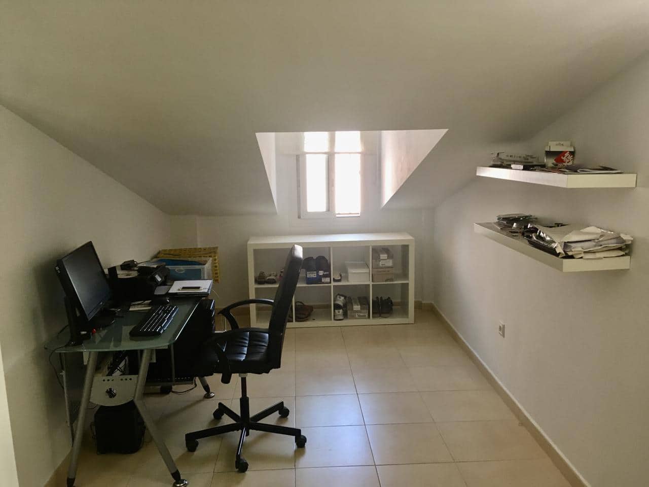 3 Zimmer Villa zu verkaufen in Fuente de Piedra mit Pool Garage - 148.000 € (Ref: 9465877)