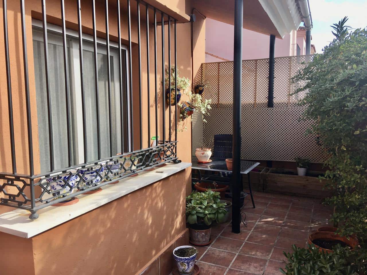 3 Zimmer Villa zu verkaufen in Fuente de Piedra mit Pool Garage - 148.000 € (Ref: 9465877)