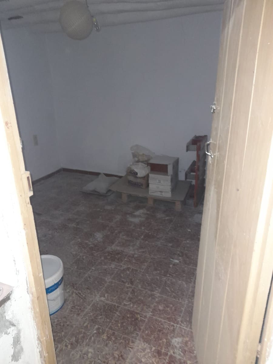 Casa de 3 habitaciones en Colmenar en venta - 126.000 € (Ref: 9467836)