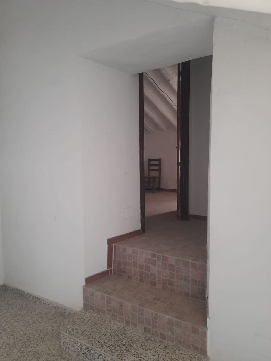 Casa de 3 habitaciones en Colmenar en venta - 126.000 € (Ref: 9467836)