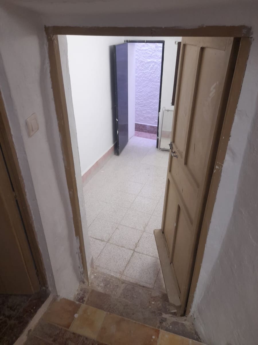 Casa de 3 habitaciones en Colmenar en venta - 126.000 € (Ref: 9467836)