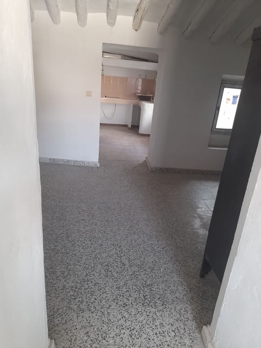 Casa de 3 habitaciones en Colmenar en venta - 126.000 € (Ref: 9467836)