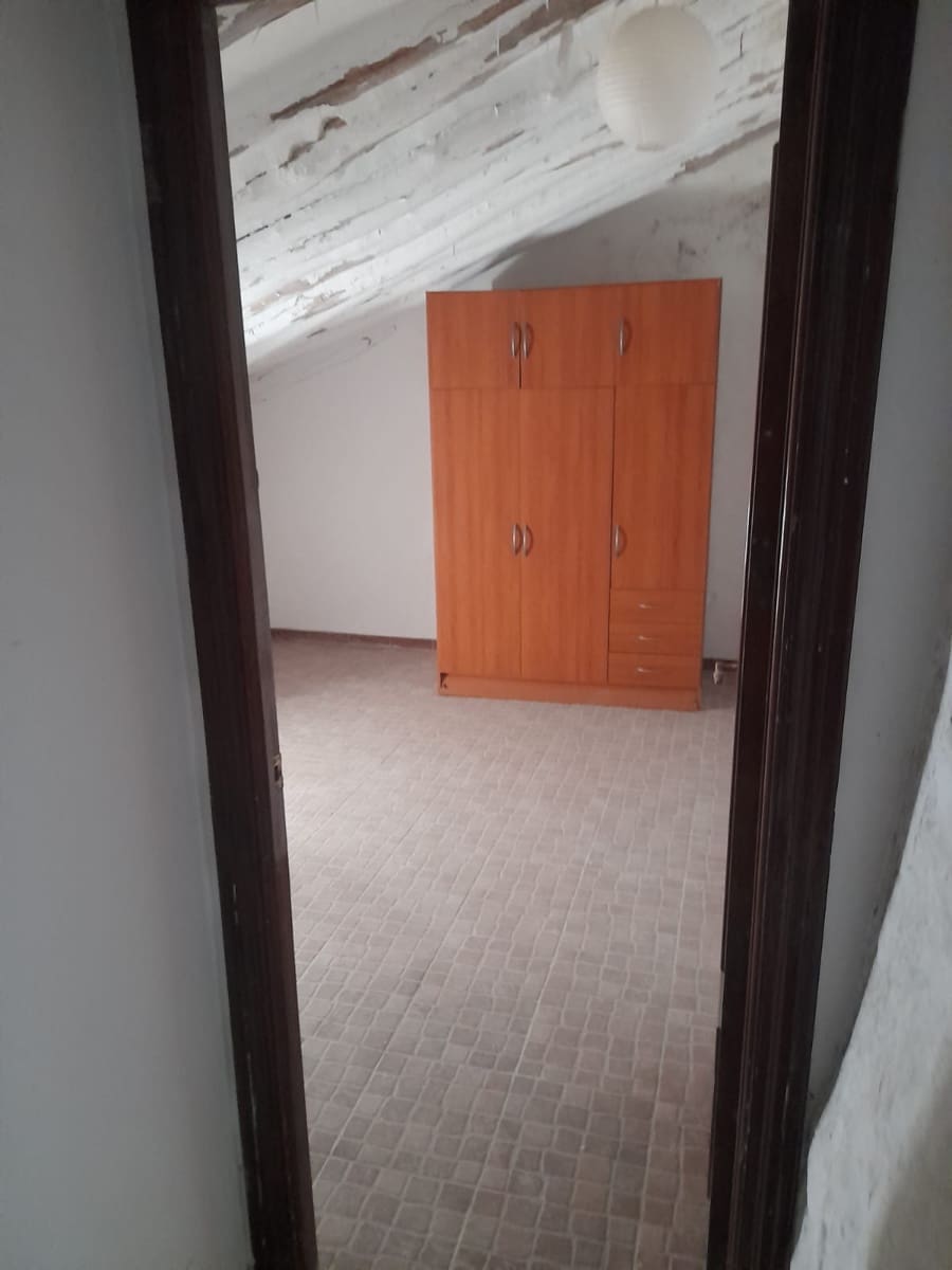 Casa de 3 habitaciones en Colmenar en venta - 126.000 € (Ref: 9467836)