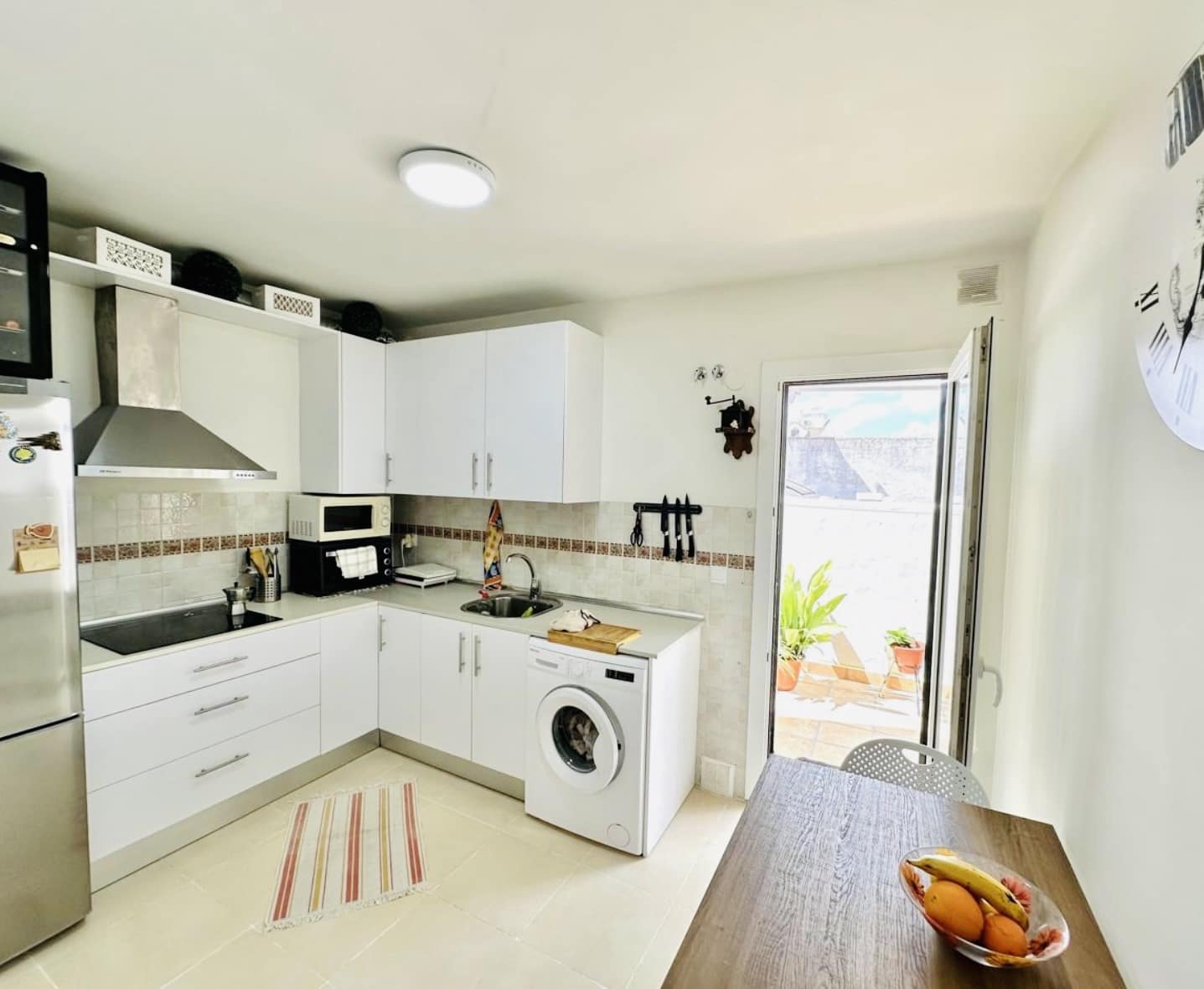 3 bedroom Villa for sale in Fuente de Piedra with pool garage - € 148,000 (Ref: 9500925)