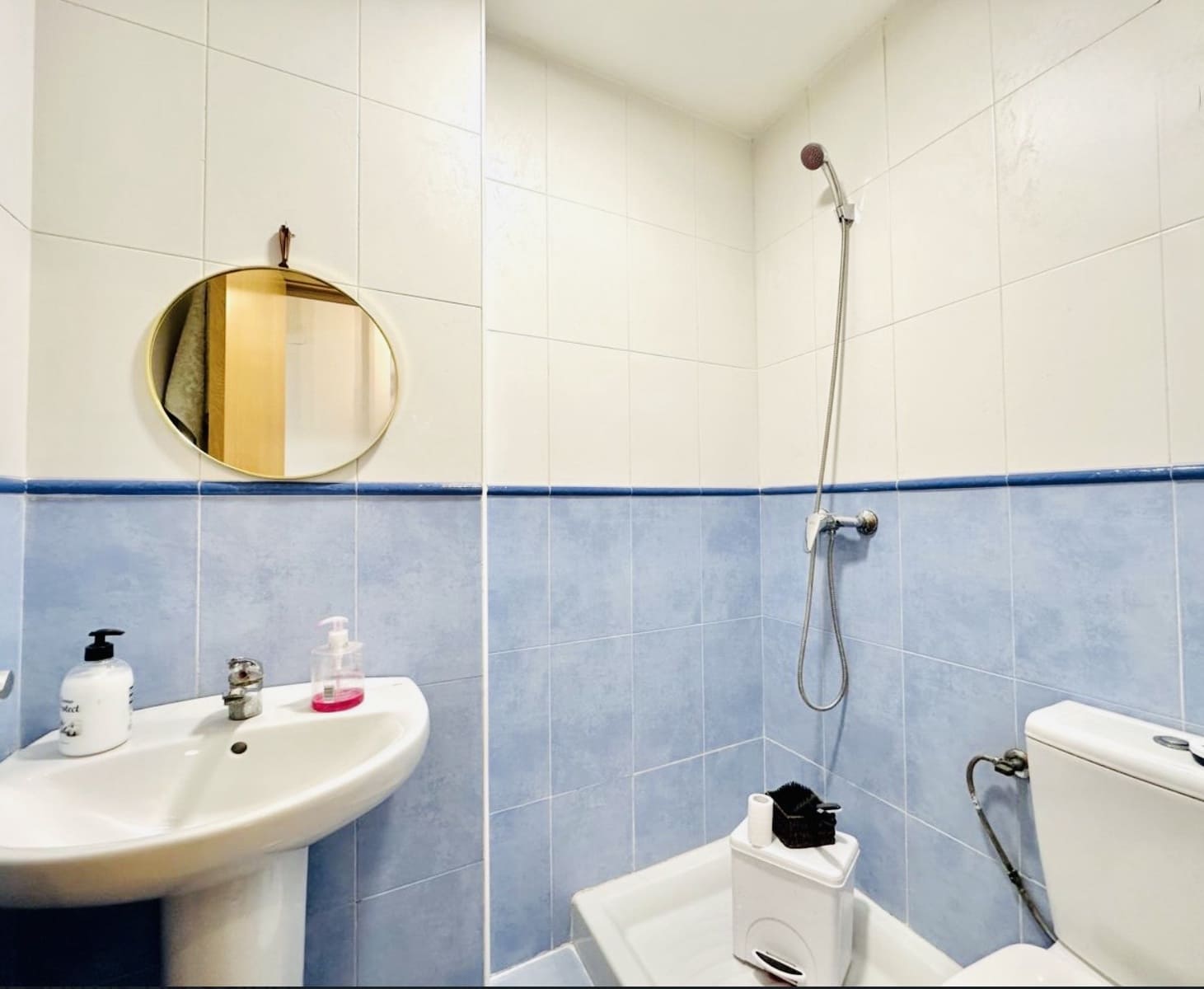 3 bedroom Villa for sale in Fuente de Piedra with pool garage - € 148,000 (Ref: 9500925)