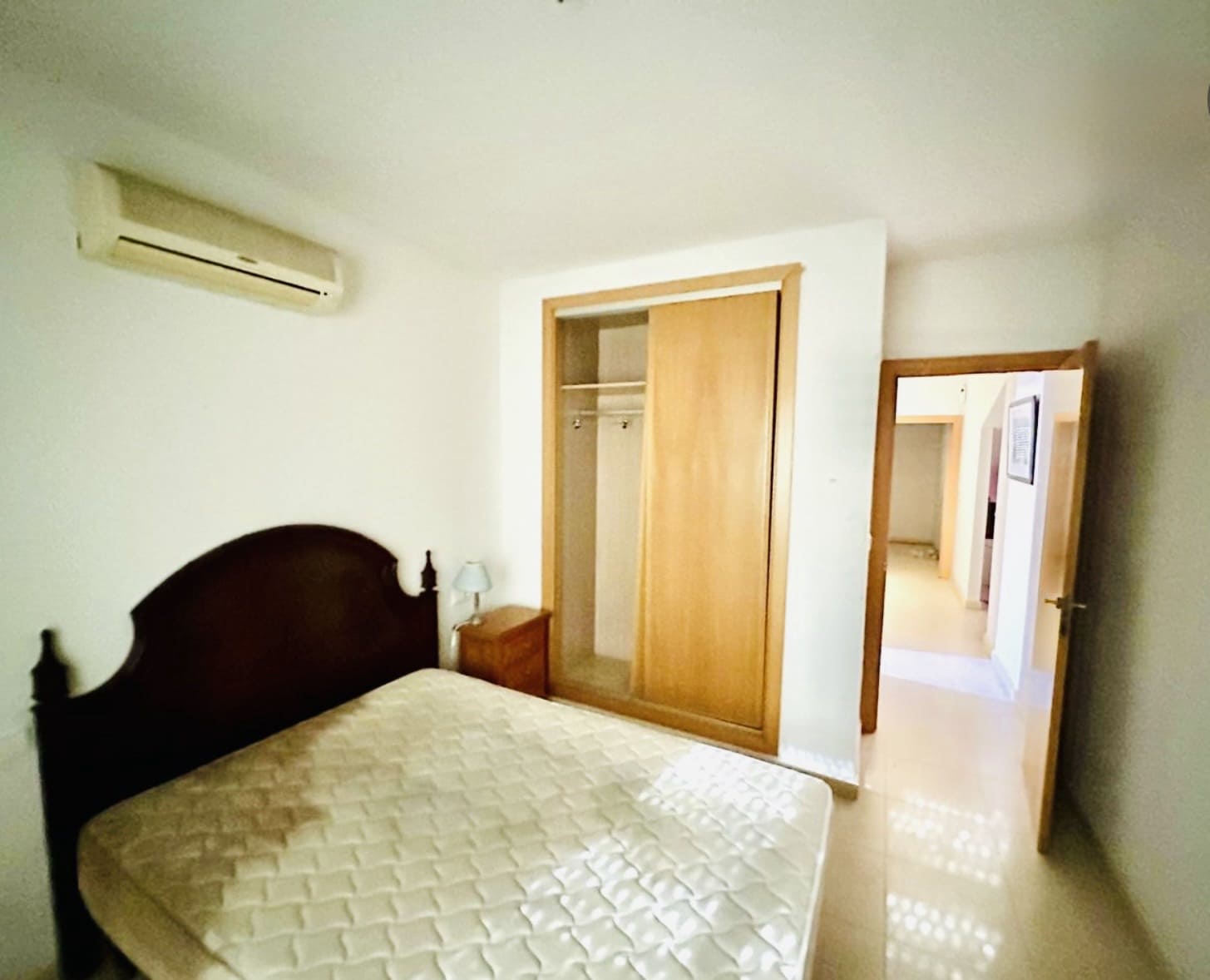 3 bedroom Villa for sale in Fuente de Piedra with pool garage - € 145,000 (Ref: 9503613)