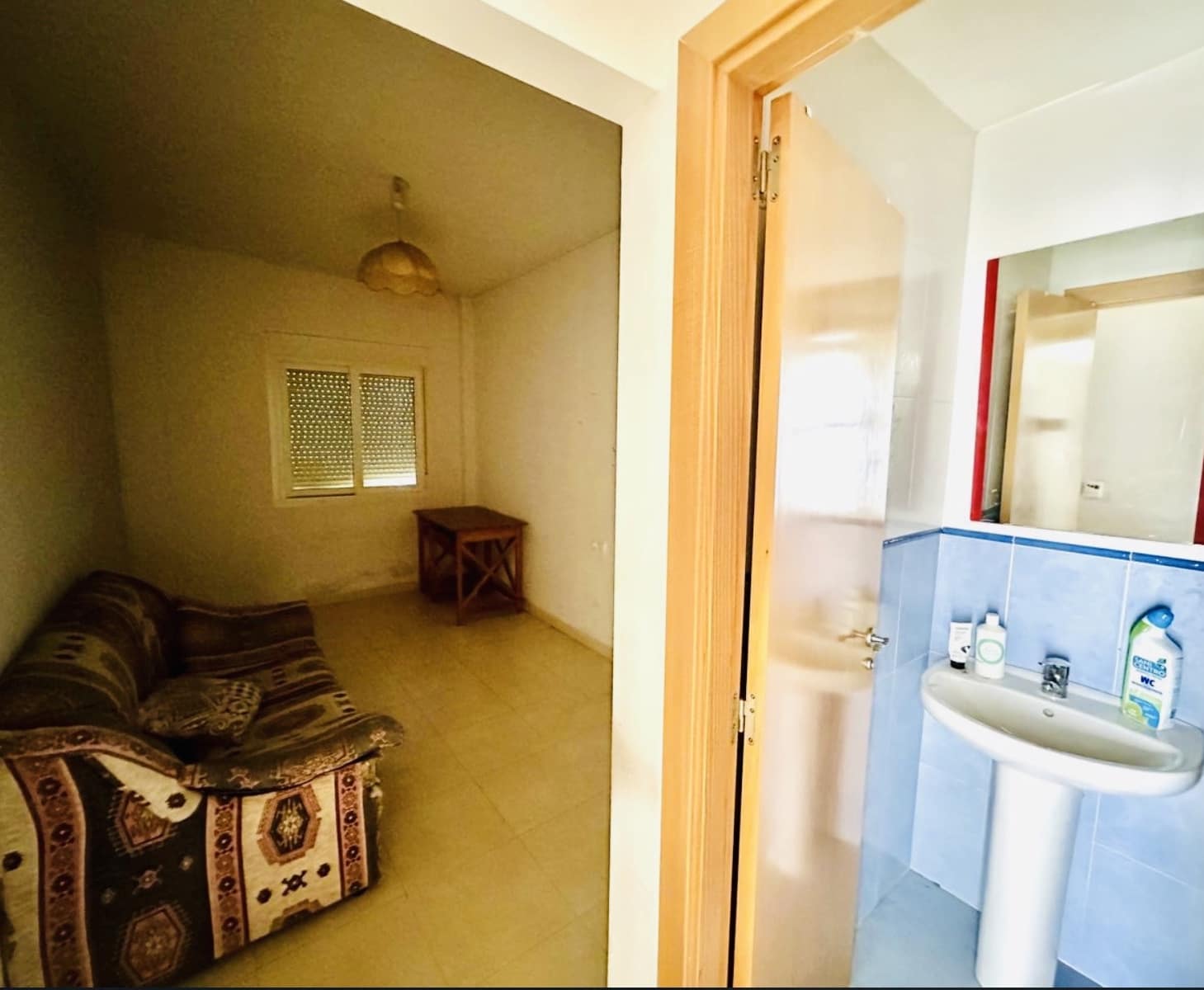 3 bedroom Villa for sale in Fuente de Piedra with pool garage - € 145,000 (Ref: 9503613)