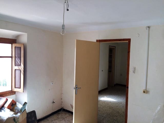 4 bedroom Townhouse for sale in Fuente de Piedra - € 58,000 (Ref: 9506244)