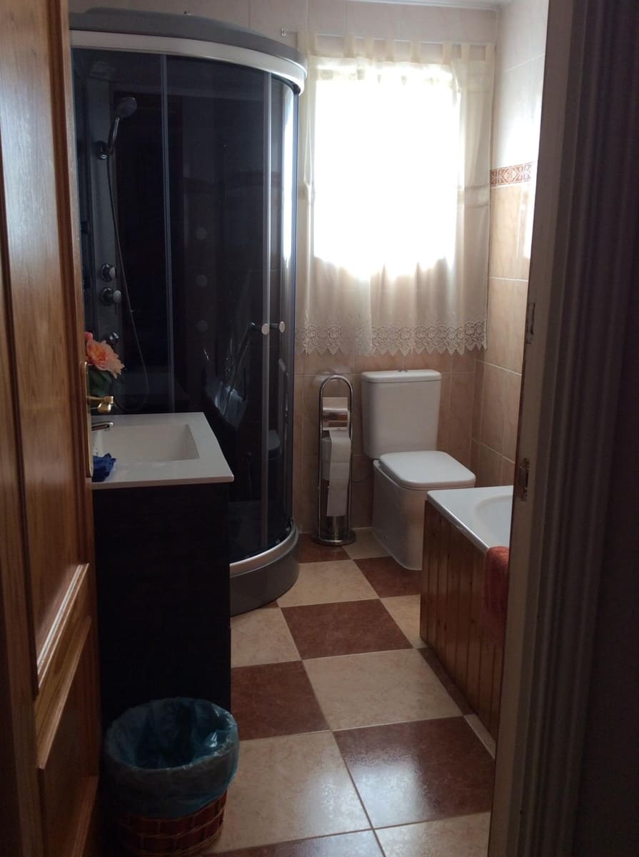 5 soveværelse Rækkehus til salg i Mollina med garage - € 170.000 (Ref: 9516421)