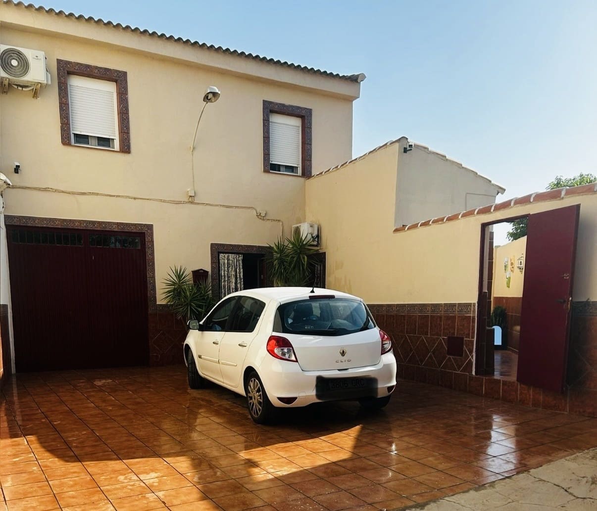 5 soveværelse Rækkehus til salg i Mollina med garage - € 170.000 (Ref: 9516421)