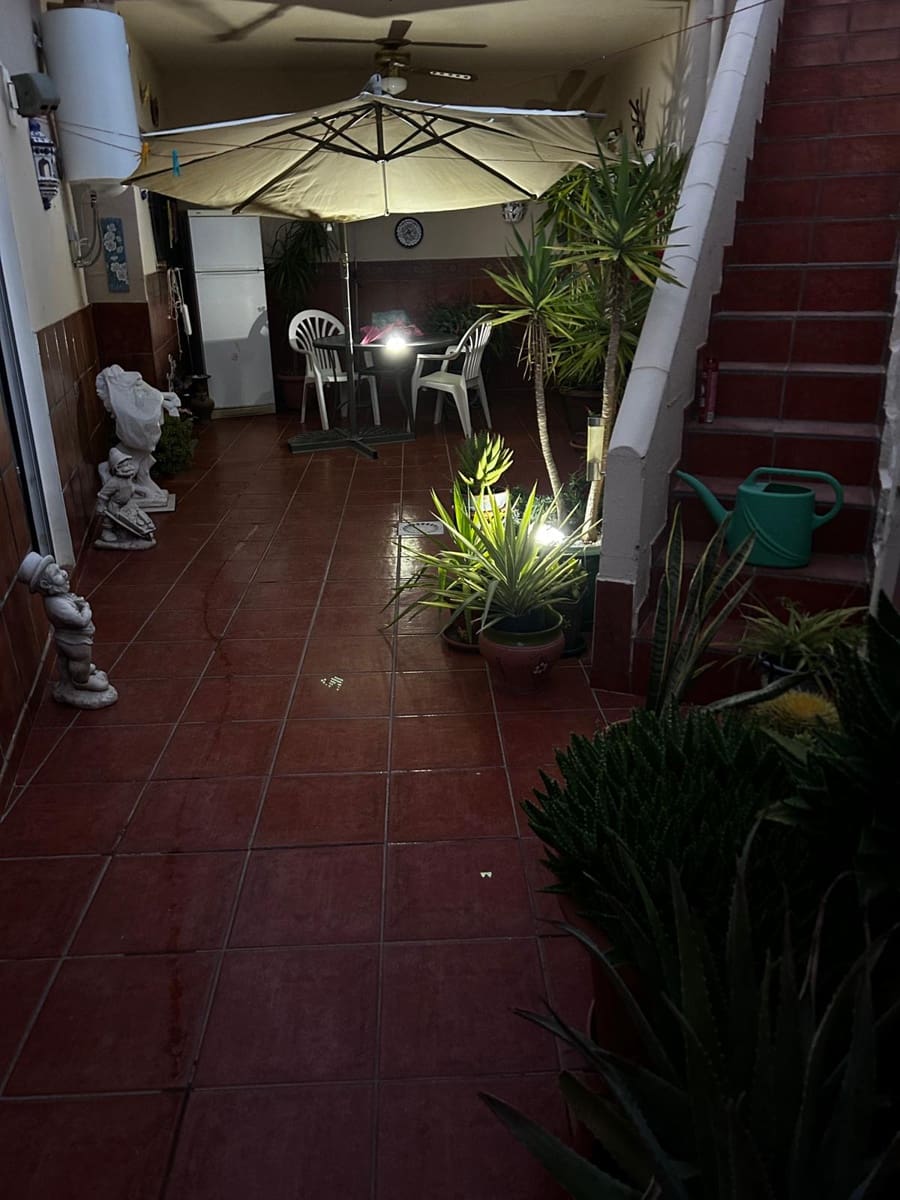 5 soveværelse Rækkehus til salg i Mollina med garage - € 170.000 (Ref: 9516421)