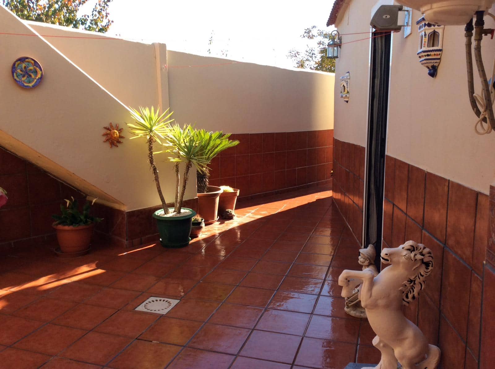 5 soveværelse Rækkehus til salg i Mollina med garage - € 170.000 (Ref: 9516421)