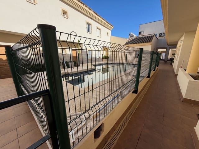 3 chambre Maison de Ville à vendre à Fuente de Piedra avec piscine garage - 134 000 € (Ref: 9523603)