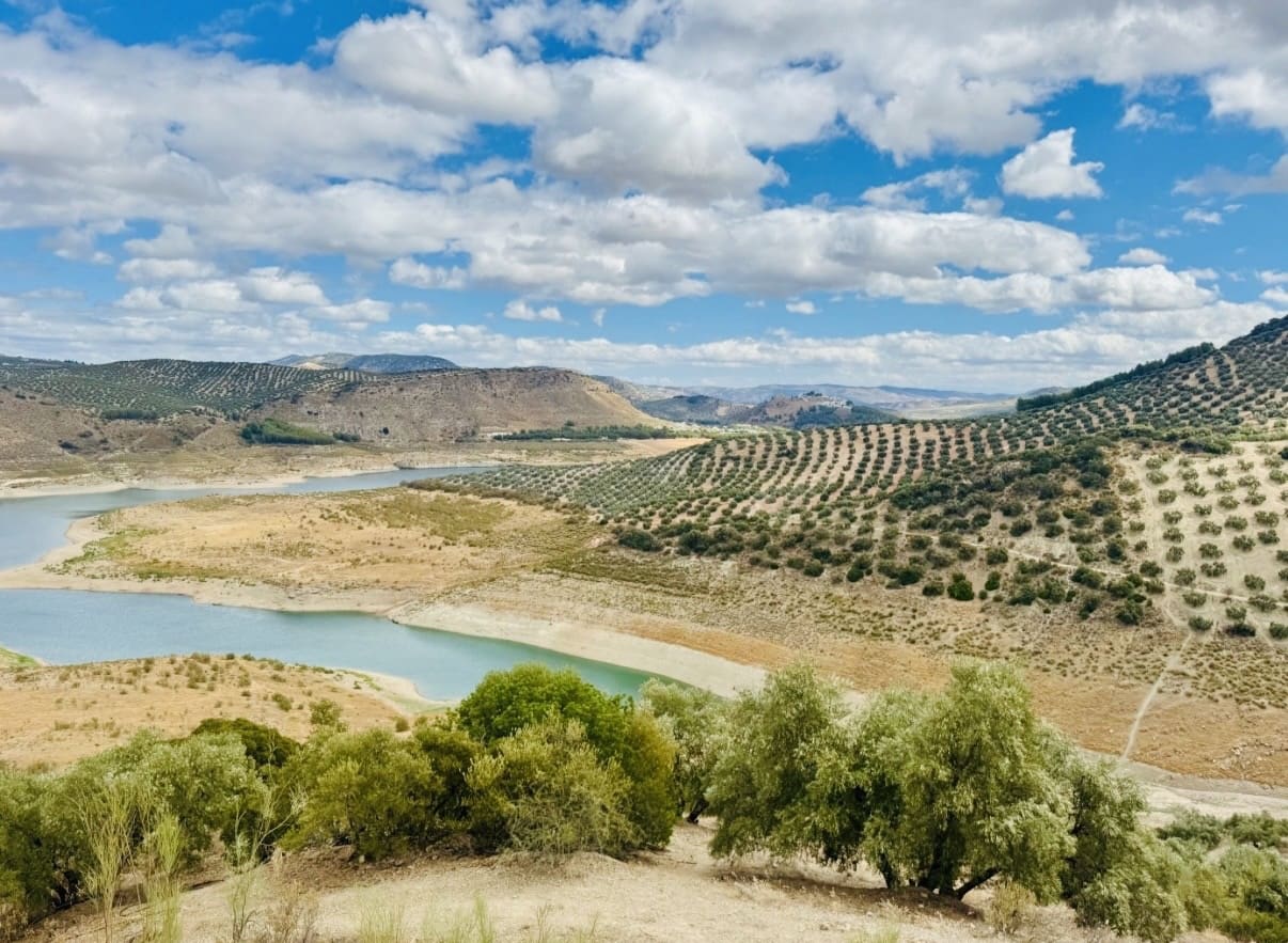 3 sovrum Finca/Hus på landet till salu i Iznajar med garage - 129 000 € (Ref: 9586831)